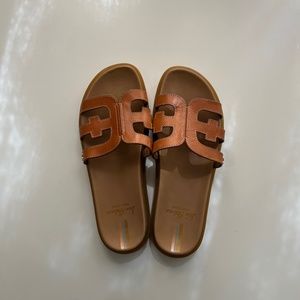 Valeri Slide Sandal